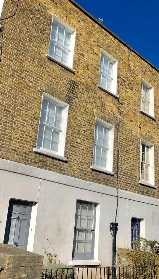 Carol Street Art House Londra